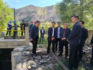 王忠义到贵南、同德县督导调研时强调：坚持生态优先 绿色发展 全力以赴推动小水电清理整改工作取得扎实成效