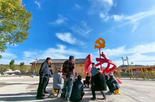 【坚定信心 实干争先——深入学习贯彻习近平总书记考察青海重要讲话精神】党建领航 “三治”聚力 绘就共建共治共享“同心圆”