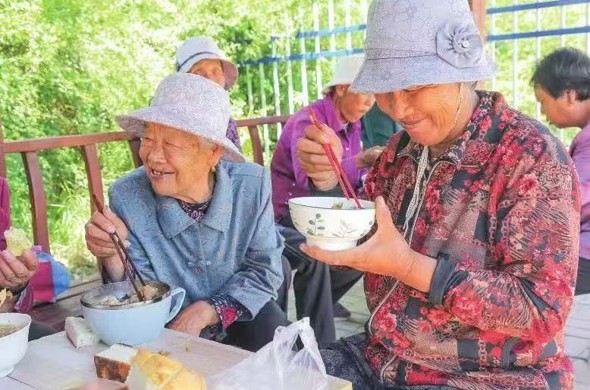 【祖国好 家乡美】海南州：68个互助幸福院撑起美满“夕阳红”