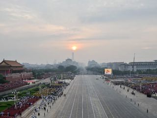 这就是今天早晨的天安门广场！