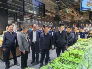 吕刚、尕玛朋措督导检查国庆和中秋节前重点工作