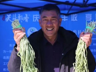 青海海南州：高原结硕果 牧民笑开颜