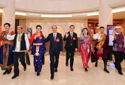 不负春光不负民