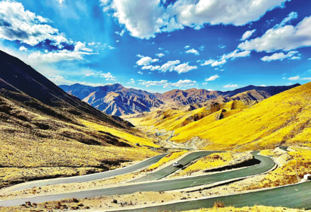 【“十化”党建进行时】同德县秀麻乡倾力破解牧民群众出行难题