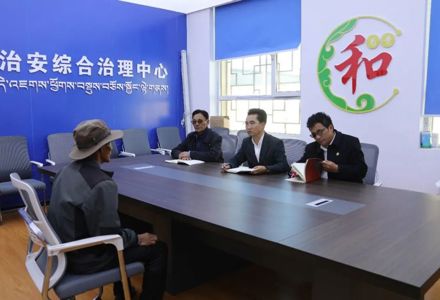【“十化”党建身边事】龙藏乡：毡房炕头化积怨   守护草原邻里情